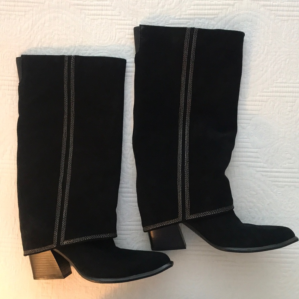 New Marc Fisher Ruley Black Suede Fold Over Boots Top Stitching Western Size 8